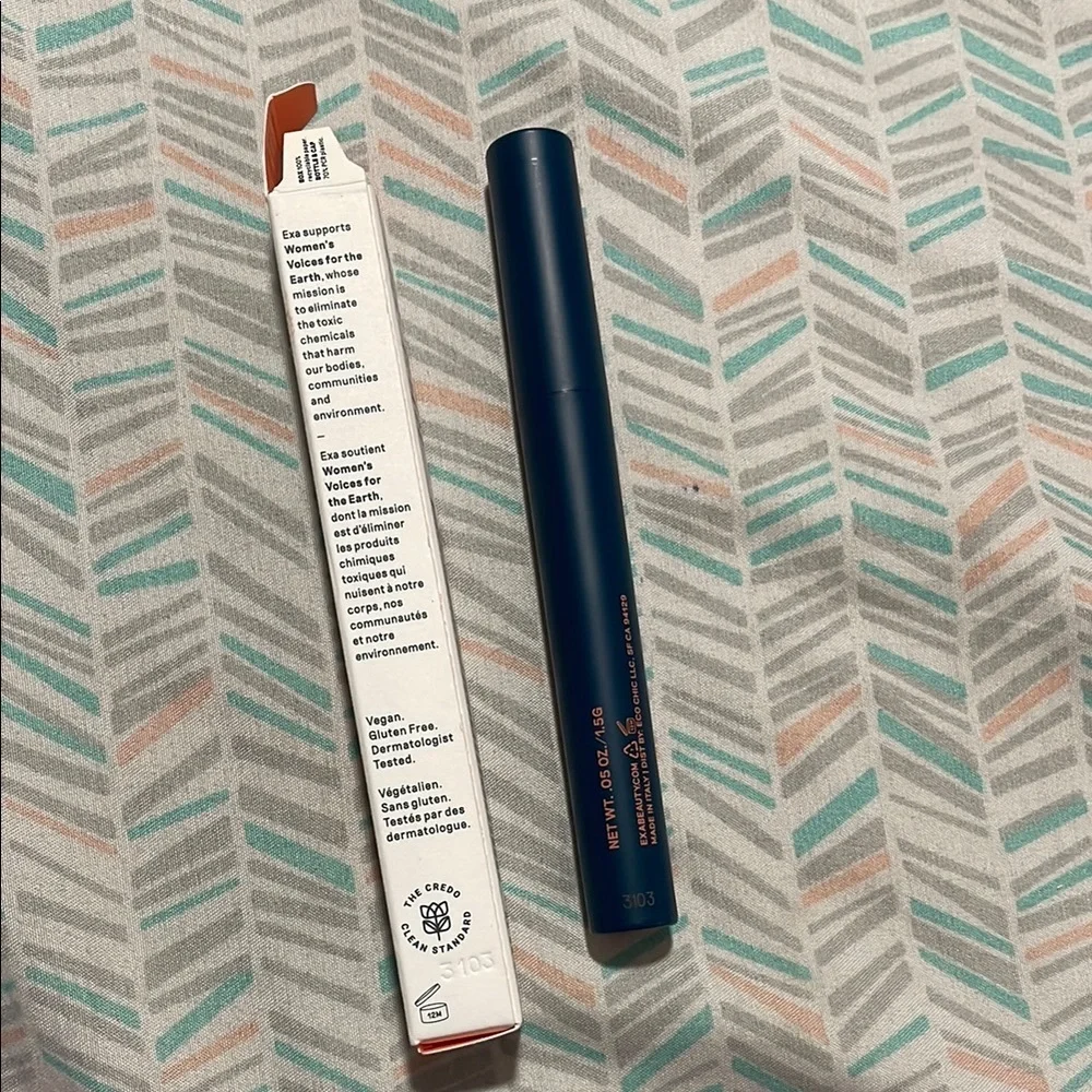 Exa High Fidelity Brightening Concealer Stick in Blue